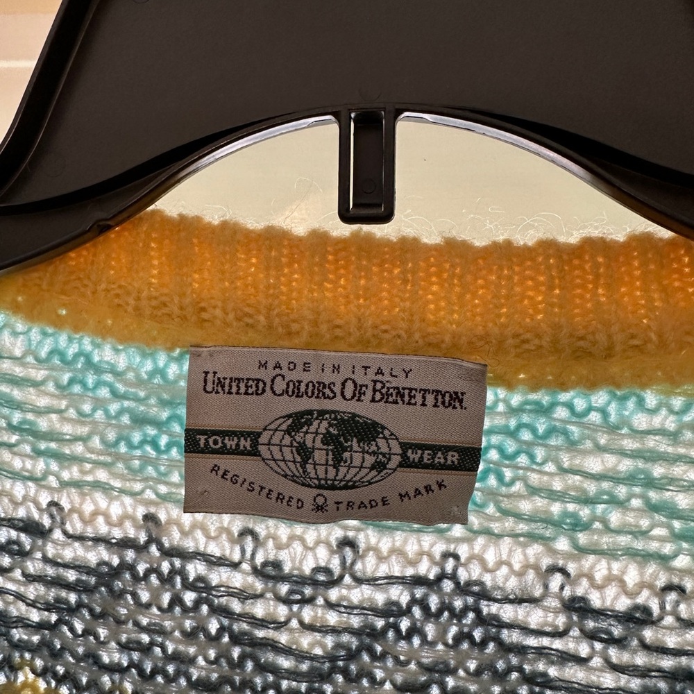 United Colors Of Benetton Vintage Men’s Sweater - Picture 3 of 3